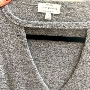 🍀 Lucky Brand gray sweater with front cut-out.